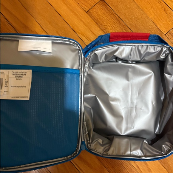 Contigo Red Kids Lunch Bag with Dinosaur Design - Picture 4 of 4